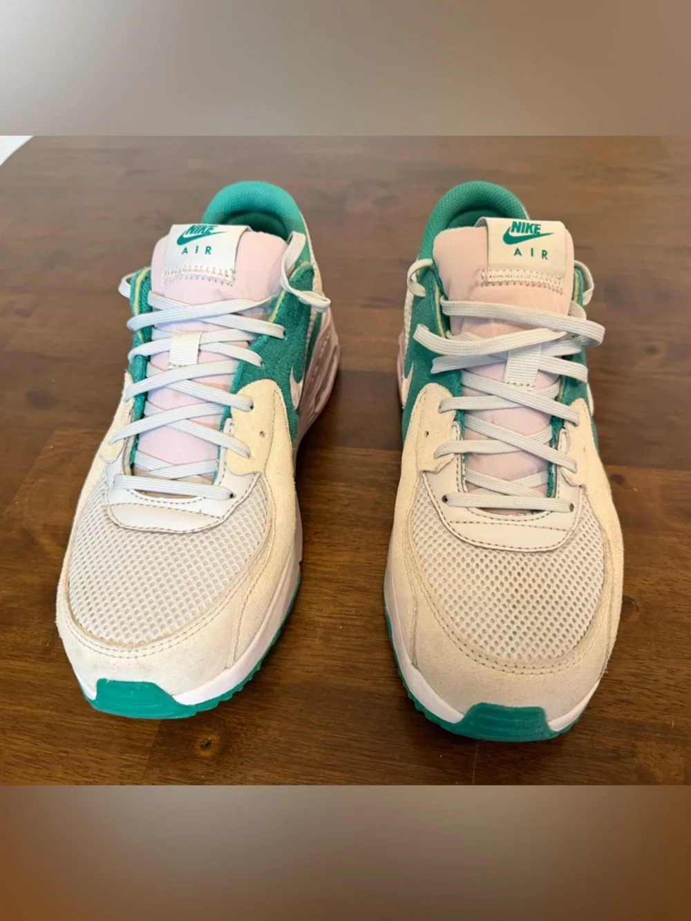 Nike women sneaker